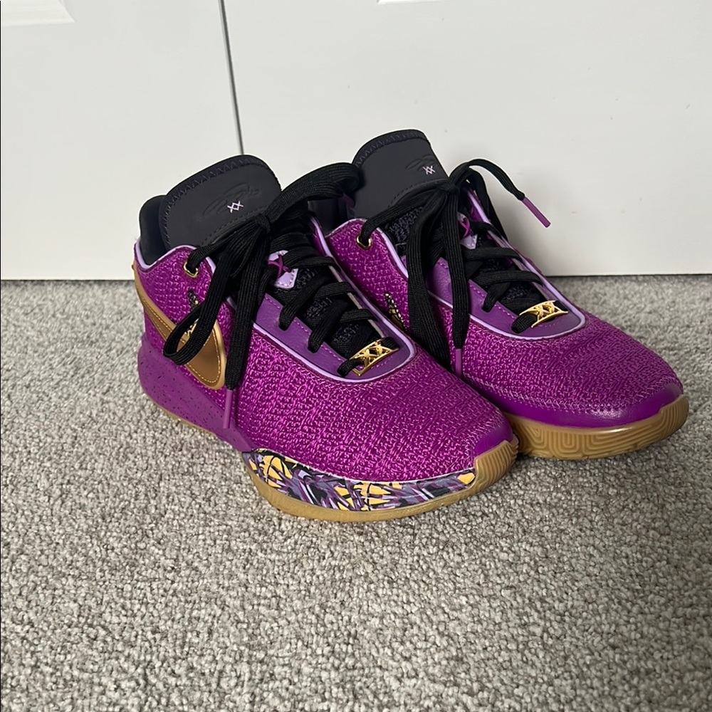 Nike LeBron Purple and Gold Sneakers Vivid Purple
